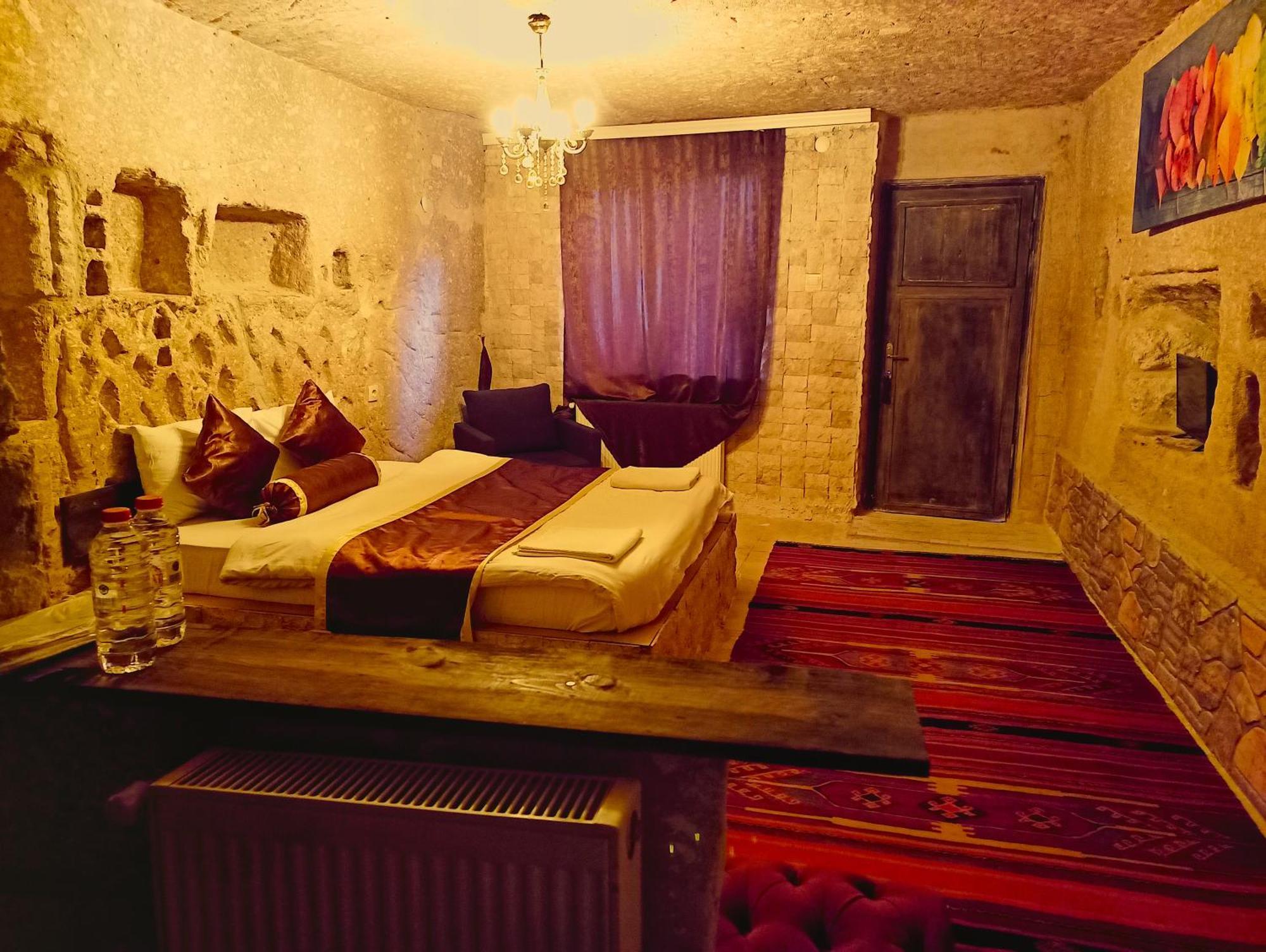 ホテル Stone Age Cappadocia ネヴシェヒル エクステリア 写真