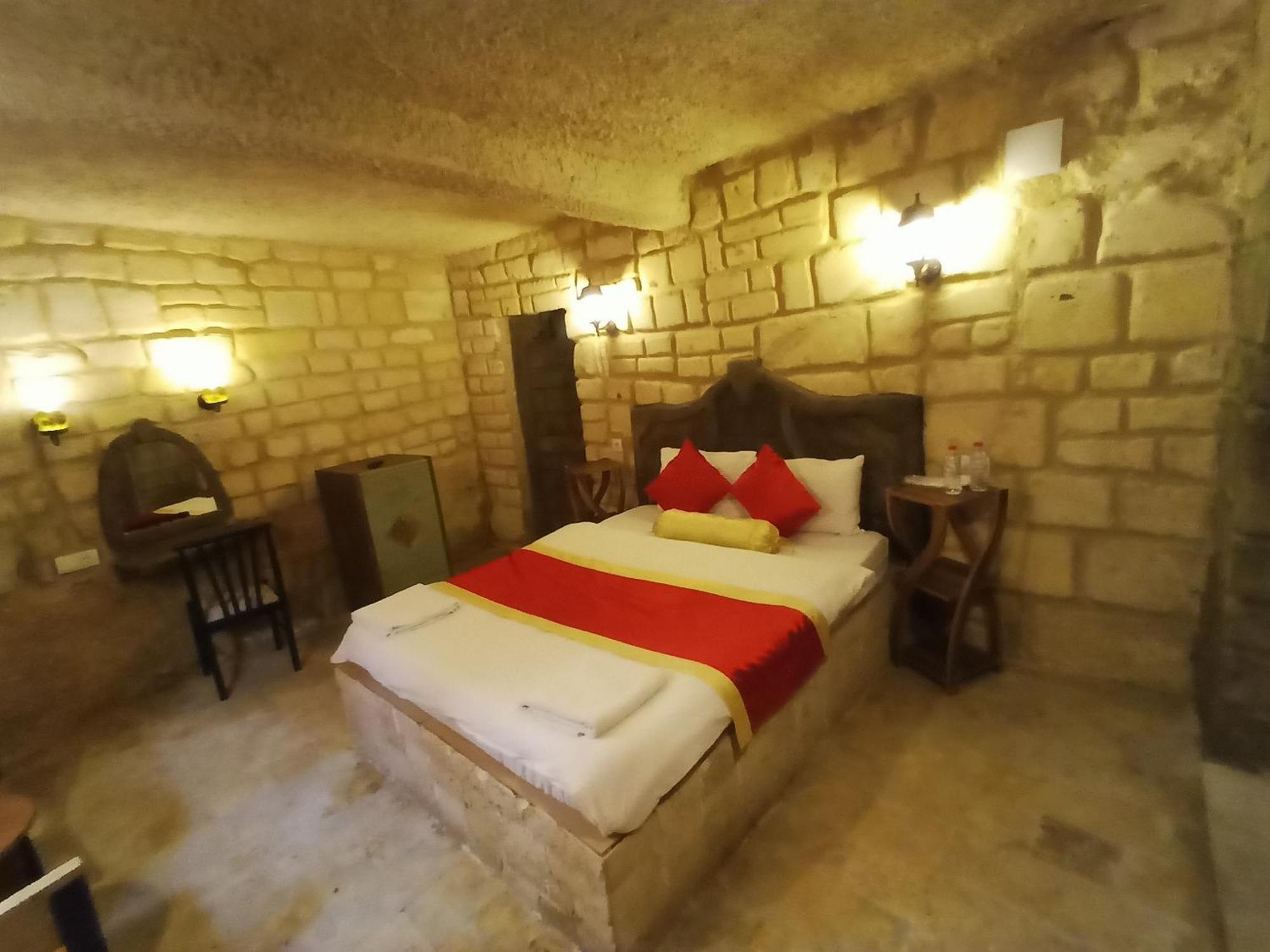 ホテル Stone Age Cappadocia ネヴシェヒル エクステリア 写真